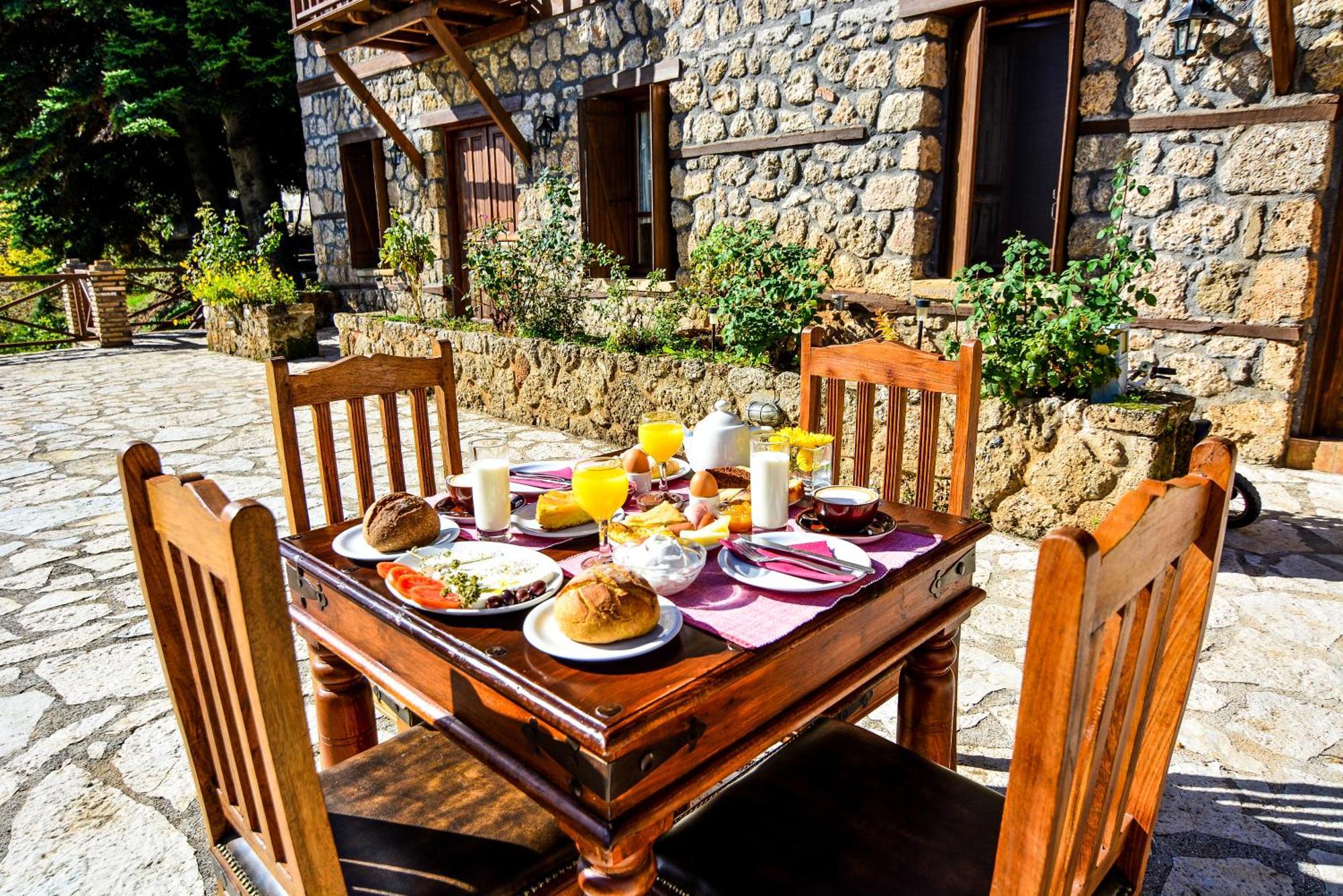 Pigi Tarlampa Hotel Ано-Трікала Екстер'єр фото
