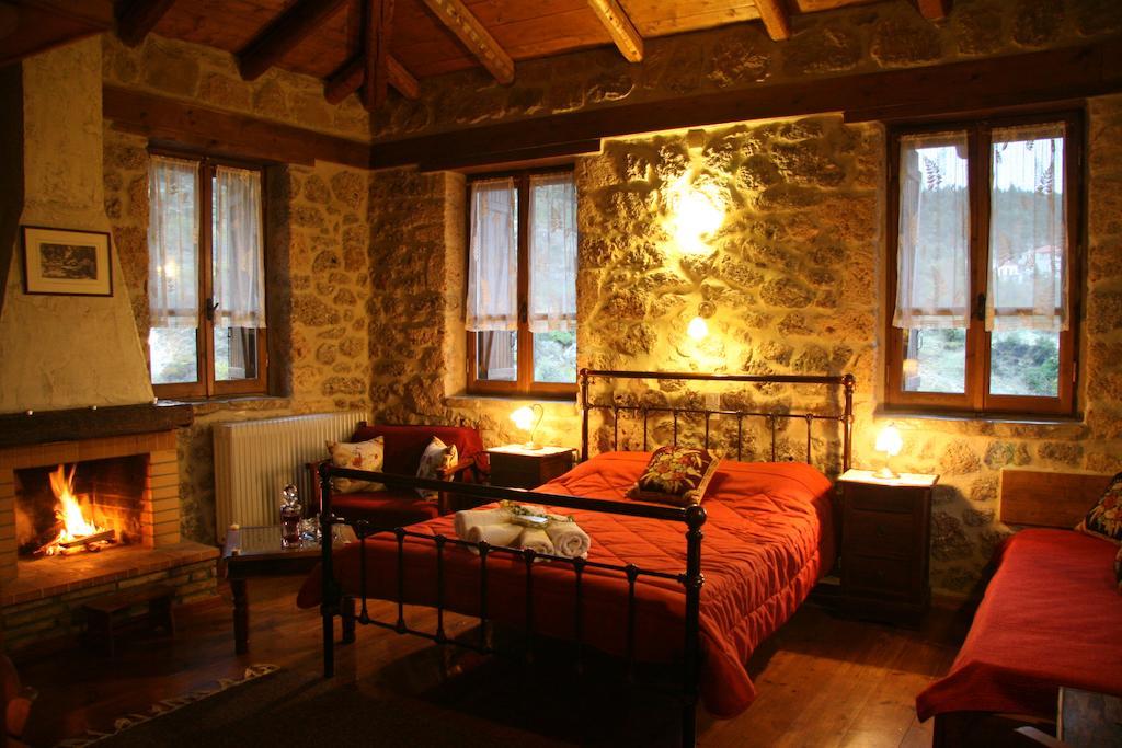 Pigi Tarlampa Hotel Ано-Трікала Номер фото