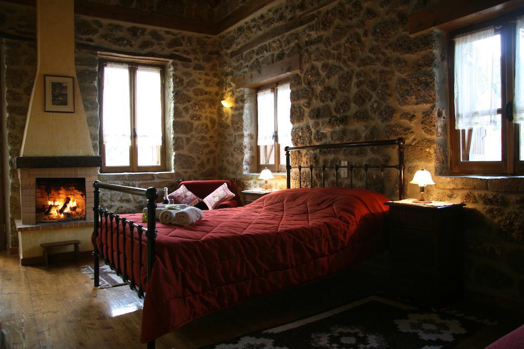 Pigi Tarlampa Hotel Ано-Трікала Номер фото
